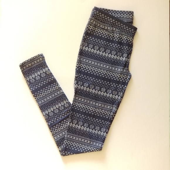 NWOT Snow Flakes Christmas leggins - Picture 4 of 6